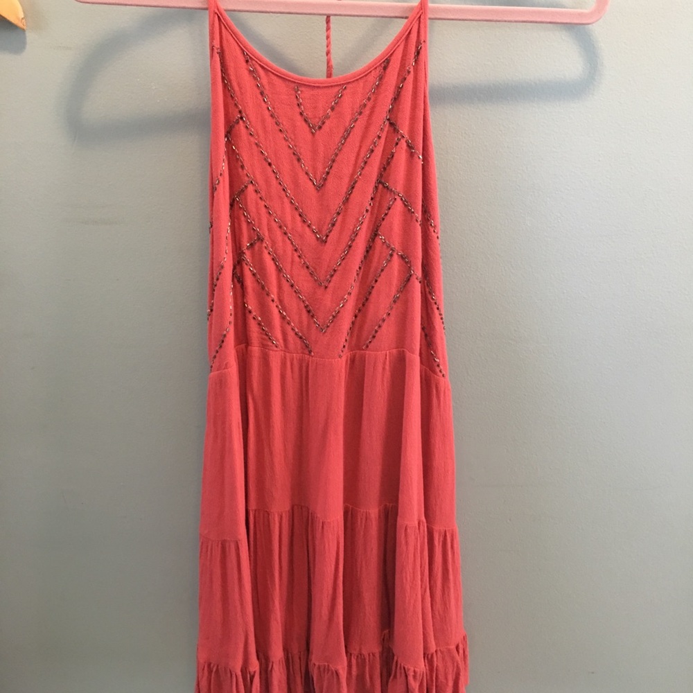 T back orange dress with embezzling